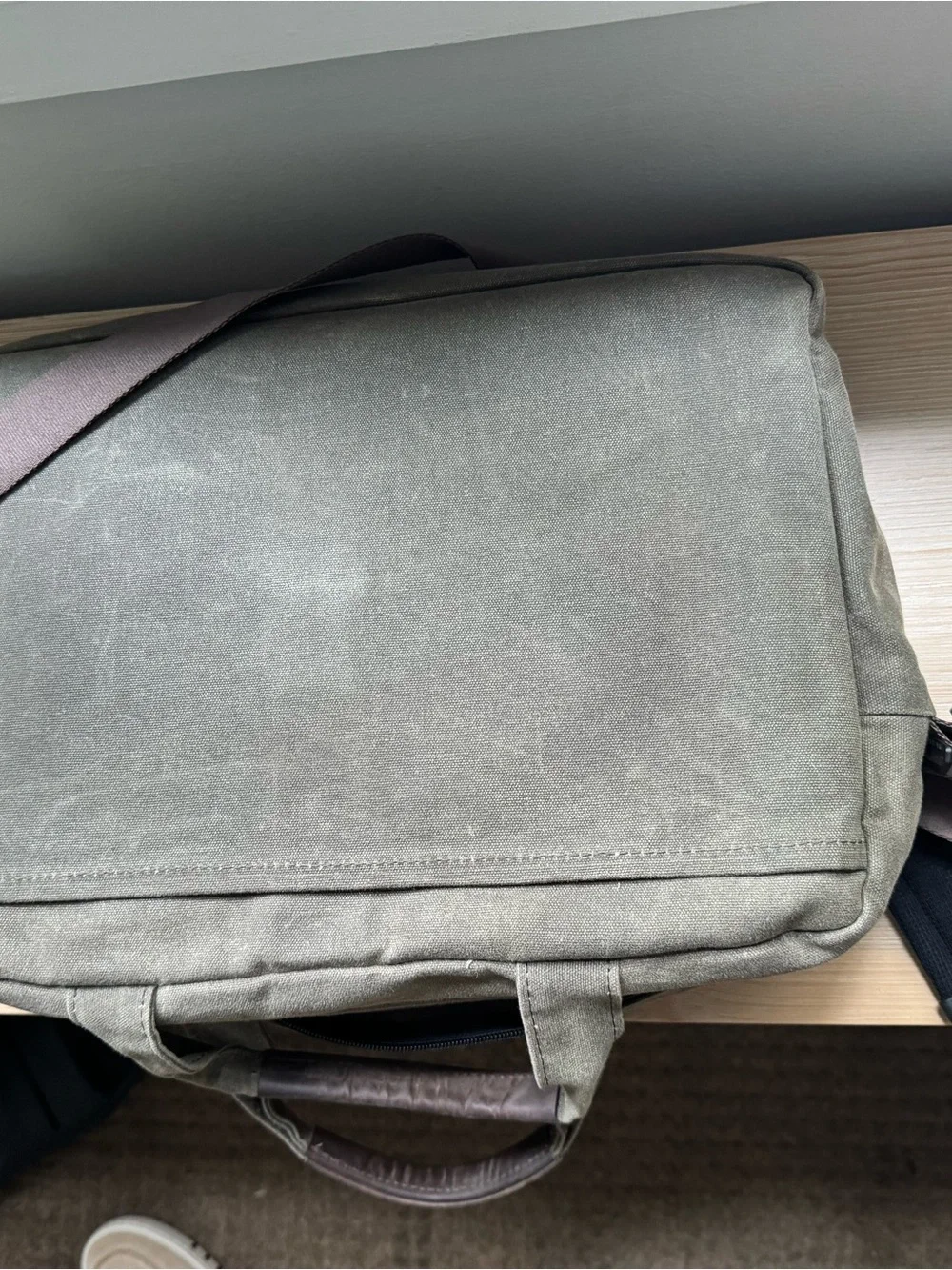 Waxed  Canvas Messenger Bag for Men - Olive